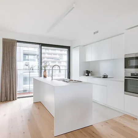 Апартаменты Huswell - New Overlooking The Yacht Harbor With Parking