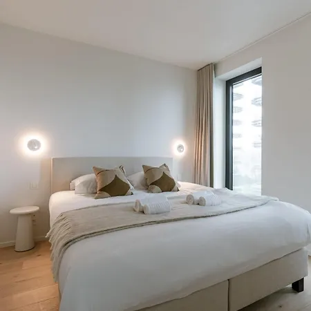 Апартаменты Huswell - New Overlooking The Yacht Harbor With Parking *